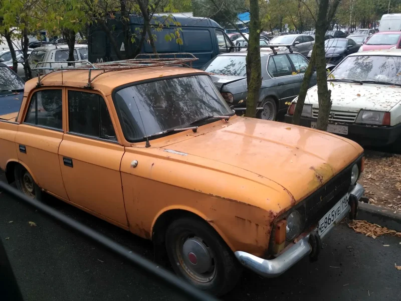 Москвич 2140 Ржавый
