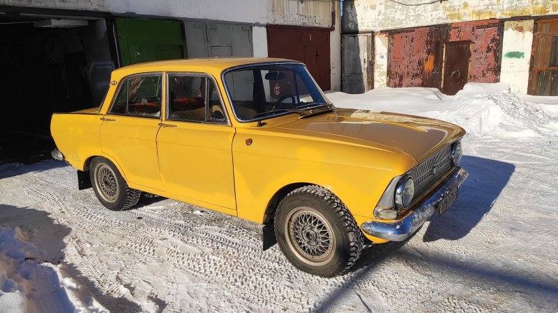 Москвич 412 АЗЛК желтый