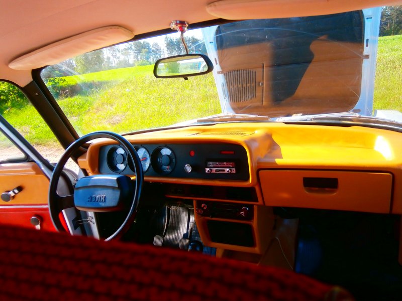 Москвич 2140 SL салон