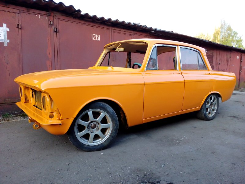 Москвич 412 АЗЛК желтый