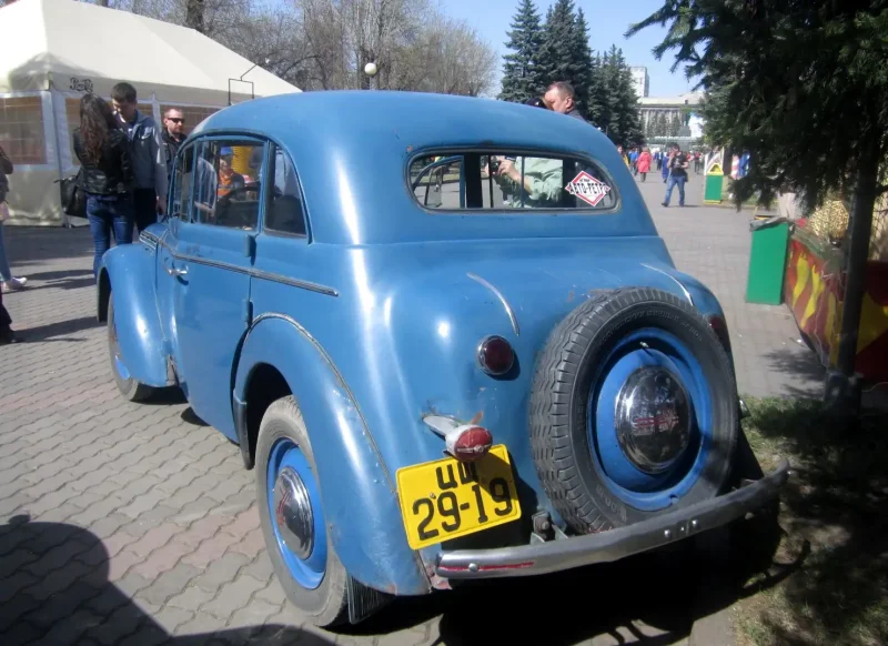 Москвич 401 багажник