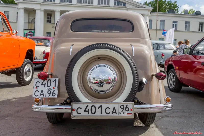Москвич 400 401