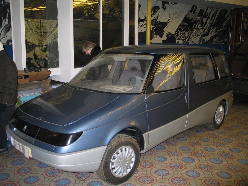 Минивэн АЗЛК-2139 Арбат