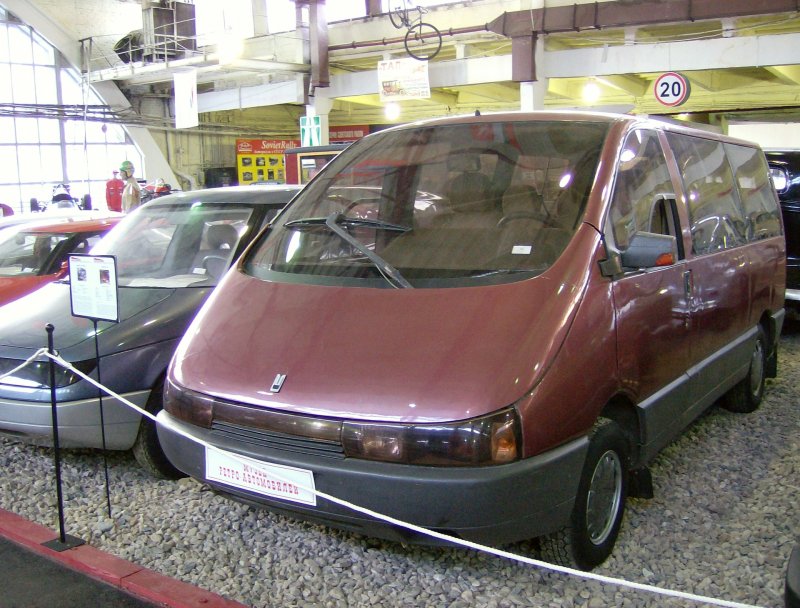 Москвич АЗЛК-2131 «круиз»