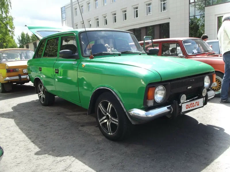 ИЖ 2125 зеленый