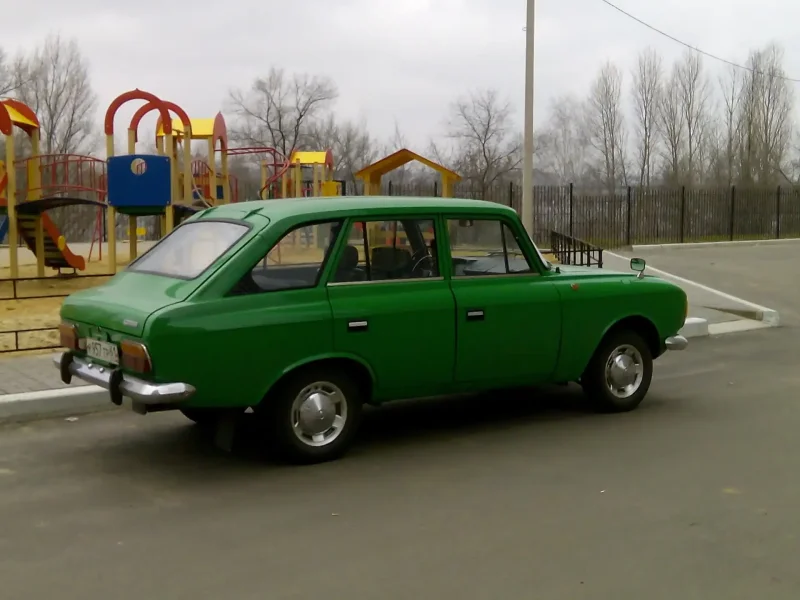Москвич 2137 зеленый