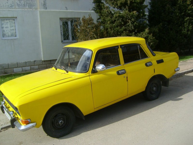 Москвич 2140 АЗЛК желтый