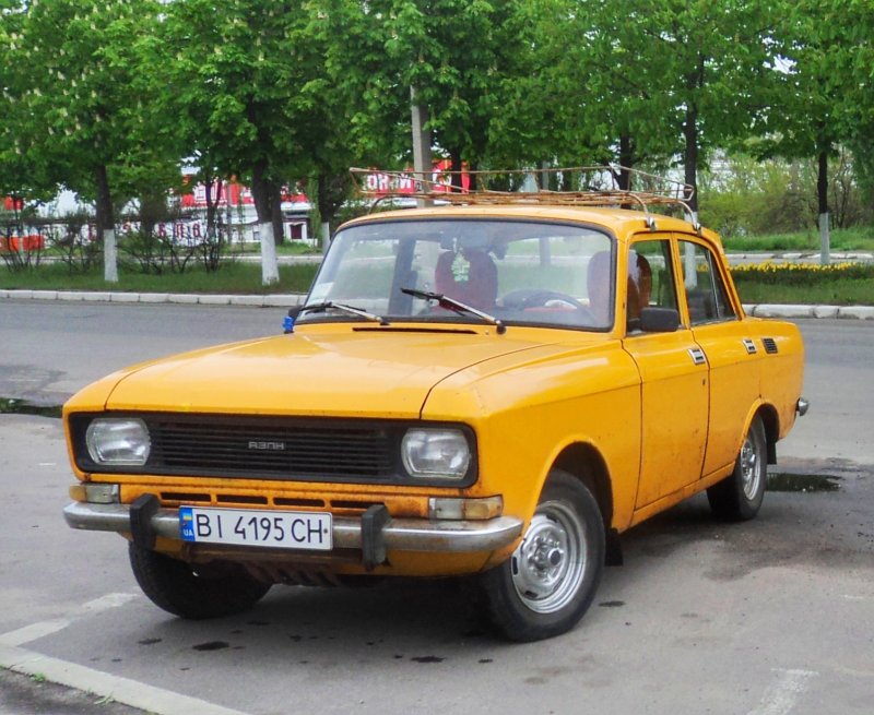 Москвич 2140 АЗЛК желтый