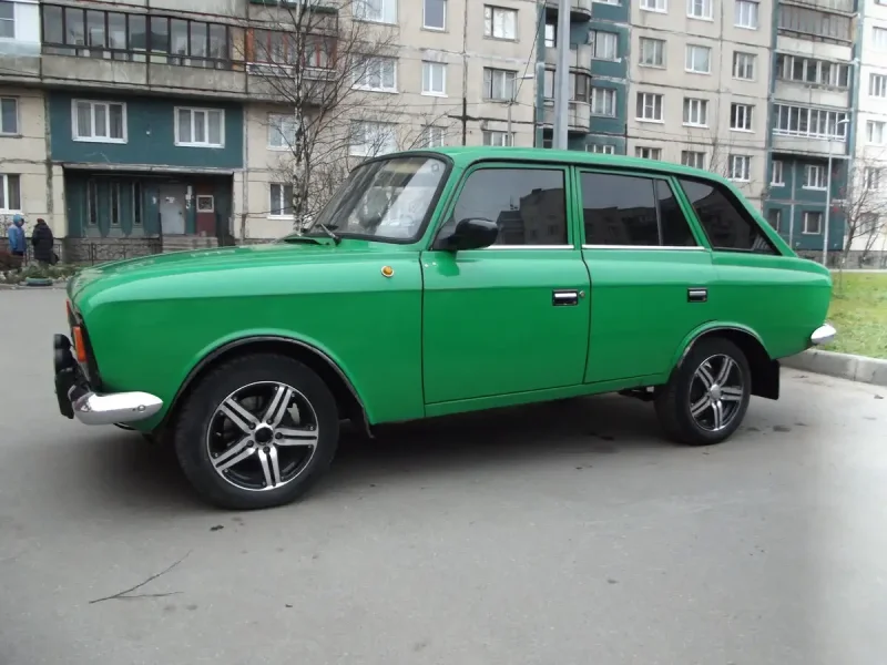 ИЖ 2125 зеленый