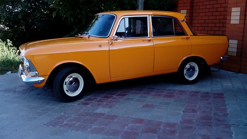 Москвич 412 ИЖ красный