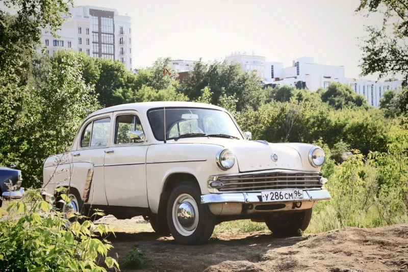 Автомобиль Москвич 402
