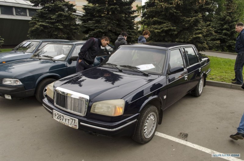 АЗЛК 2142 Иван Калита седан