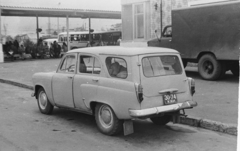АЗЛК 424