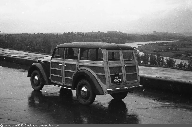 Москвич 400-422 Буратино