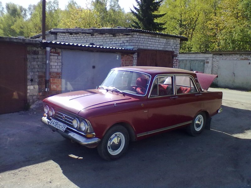 Москвич 408 четырехфарный