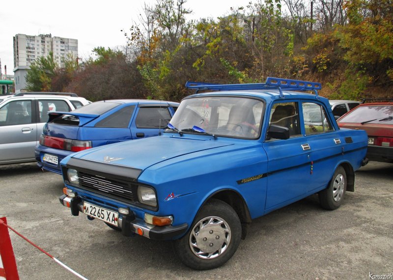 Москвич 2140 v8