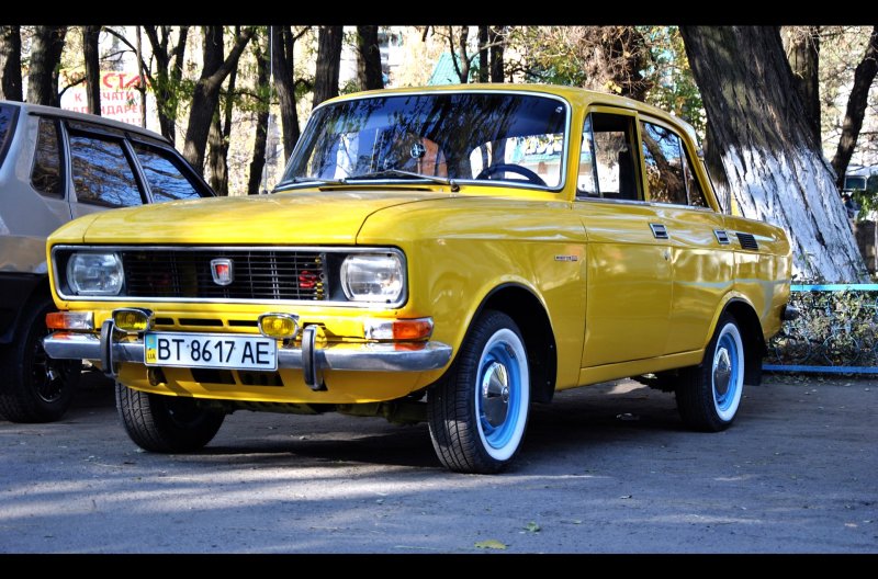 Новый Москвич АЗЛК 2140