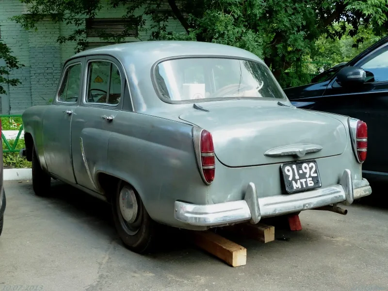 Москвич 402