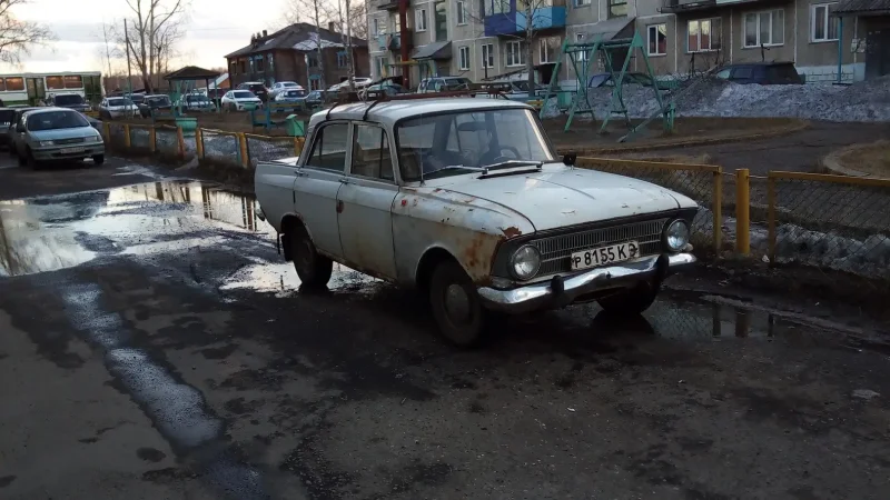 Москвич 2140 Ржавый