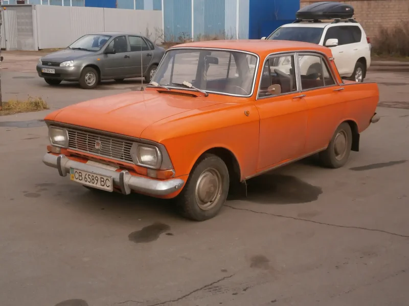 Москвич АЗЛК 412 оранжевый