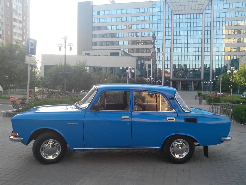АЗЛК-2140 «Москвич»