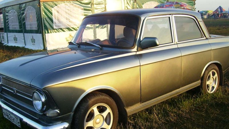 Тюнингованный Москвич ИЖ 412