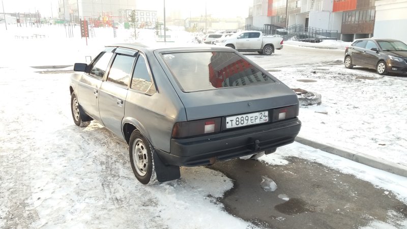 Москвич 2141 задняя часть
