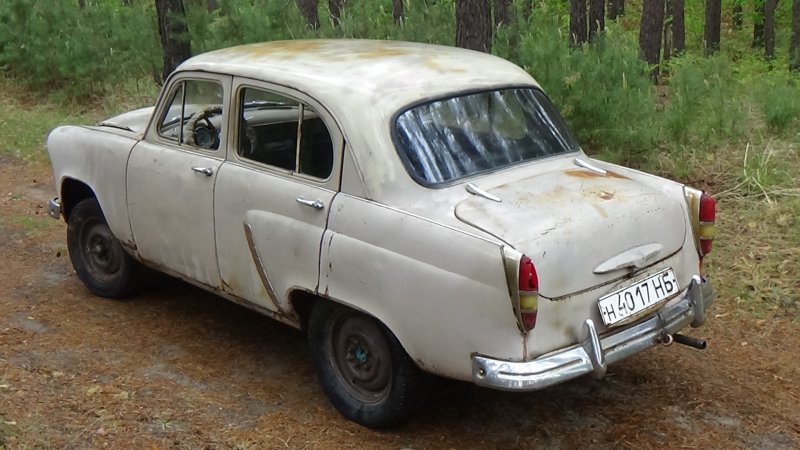 Автомобиль Москвич 407