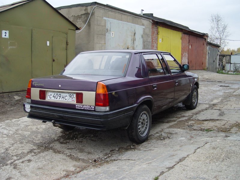 М2142 Москвич