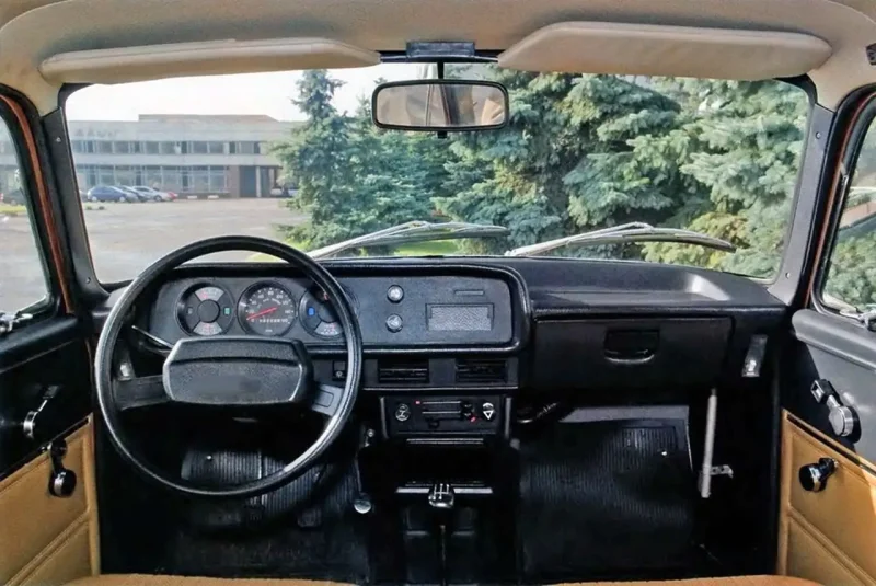 Москвич 2140 SL салон