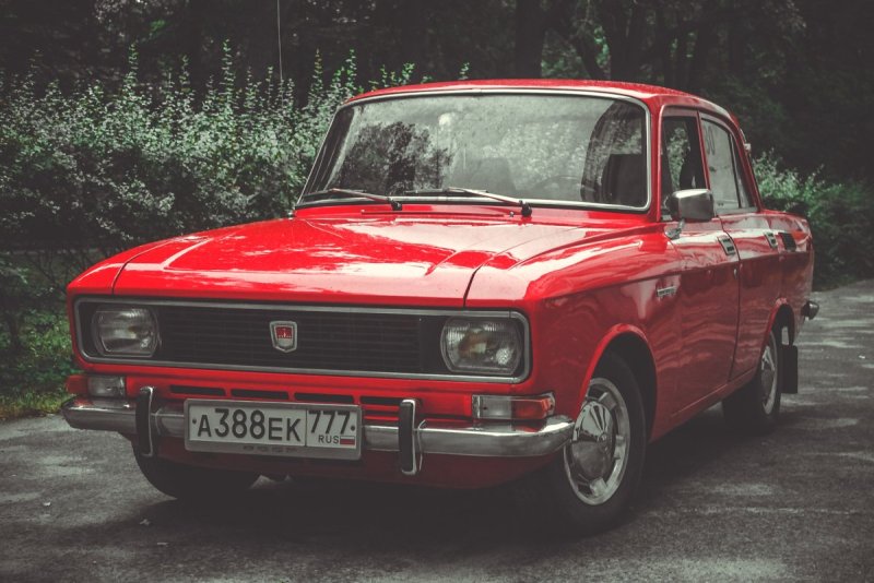 АЗЛК-2140 «Москвич»