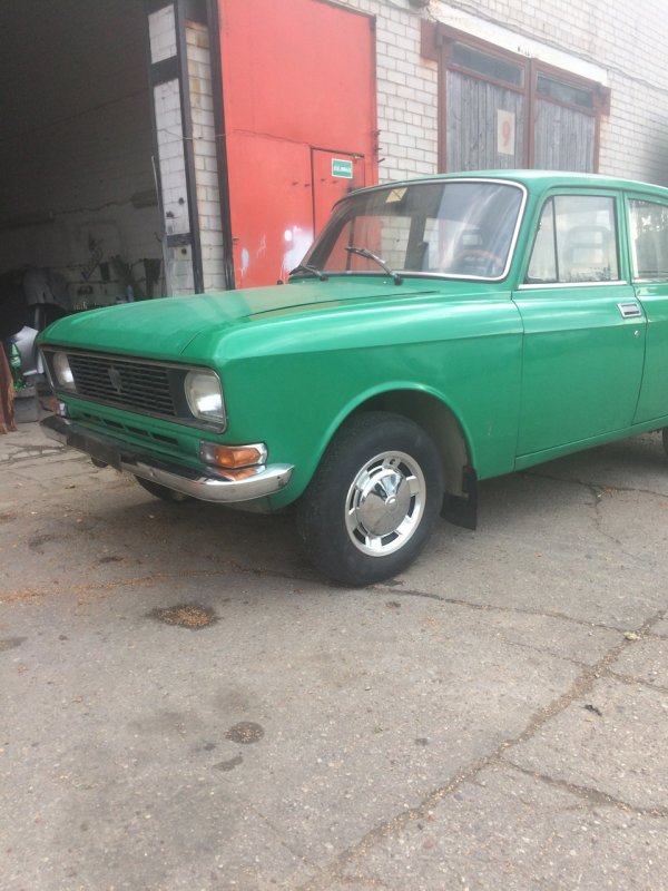 Москвич 2140 зеленый