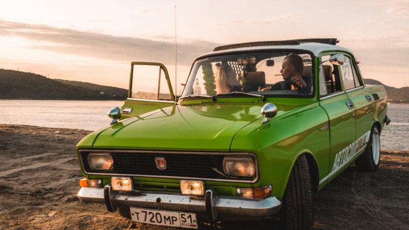 Москвич 2140 SL зеленый