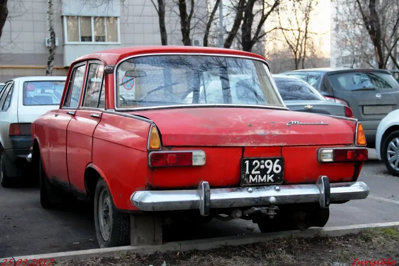 Москвич-408 легковой