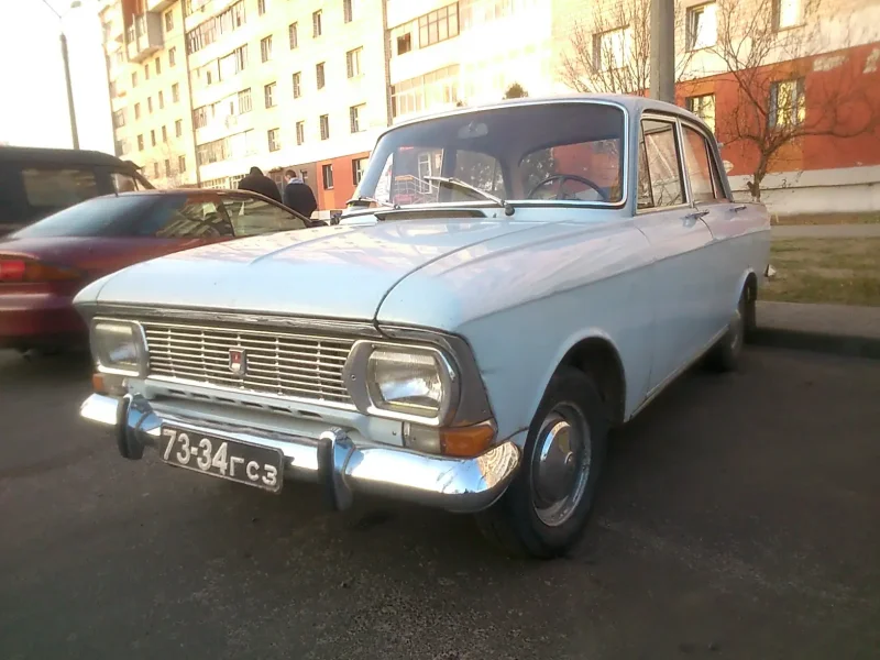 Москвич-408иэ зеленый