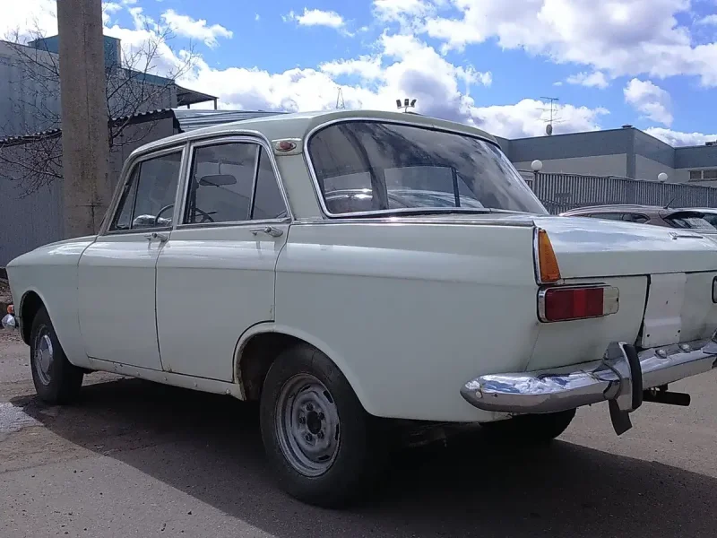 Москвич 199 машина