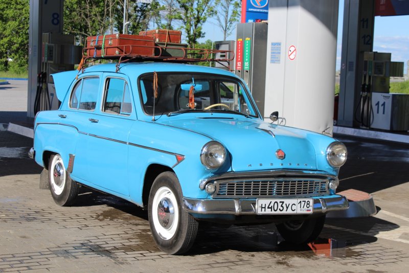 Автомобиль Москвич 403