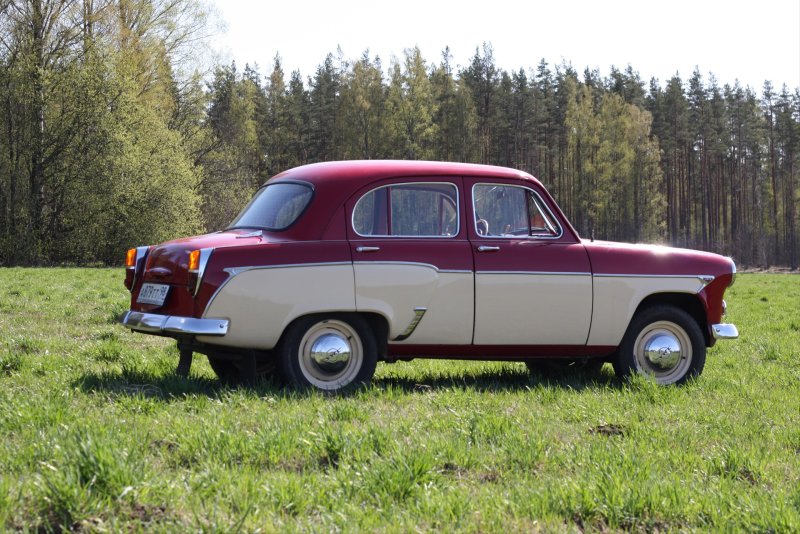 Автомобиль Москвич 403