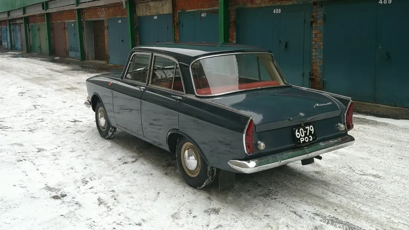 ИЖ Москвич 408 красный