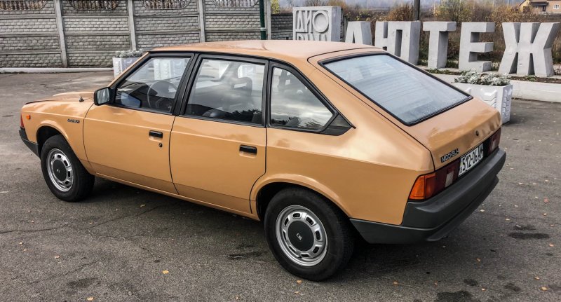 АЗЛК 2141 цвет Таврия