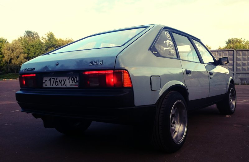 АЗЛК 2141 02
