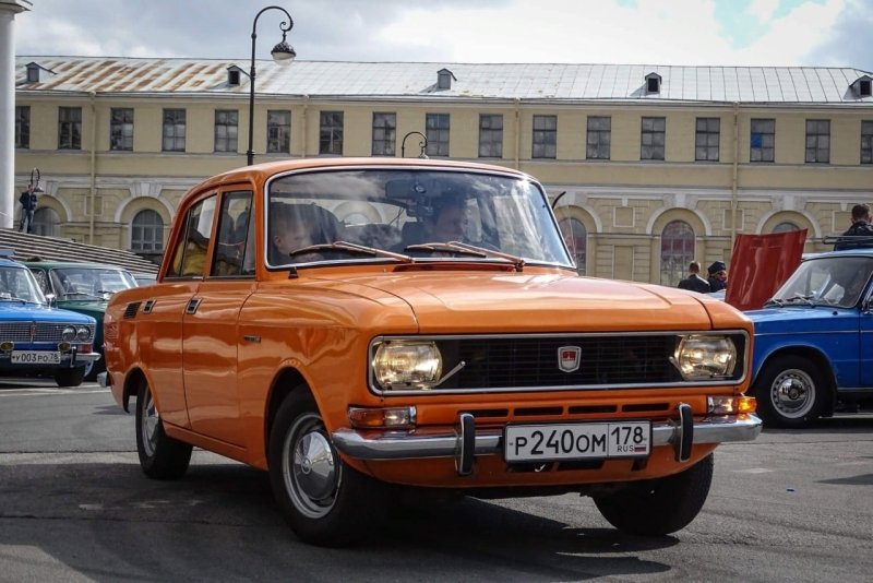 АЗЛК-2140 «Москвич»