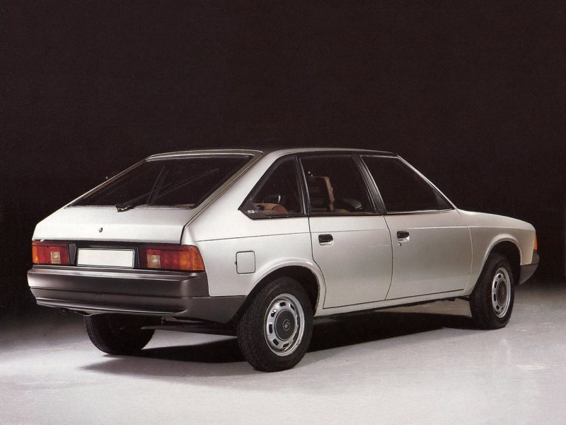 АЗЛК-2140 «Москвич»