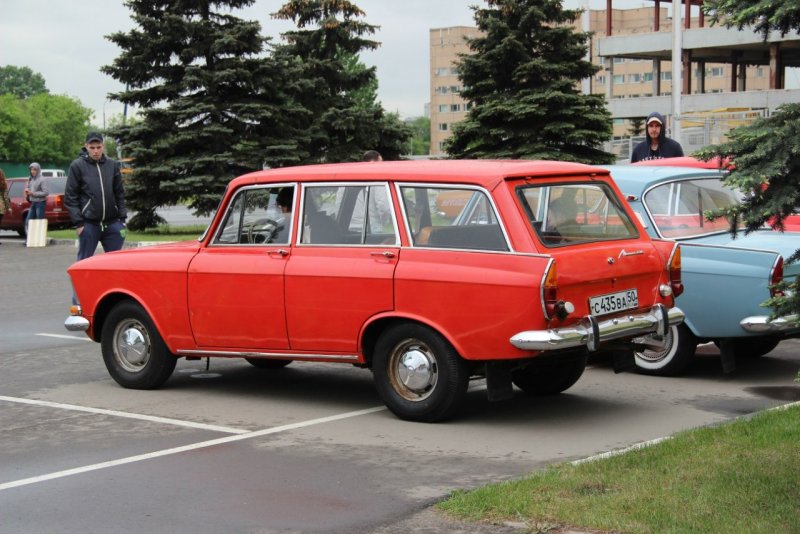 Москвич 426 янтарь