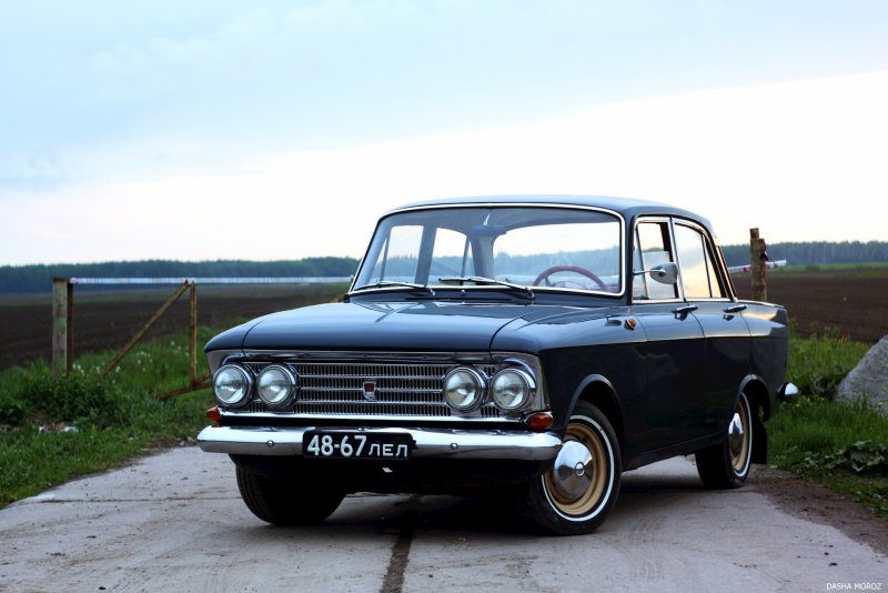 Машина Москвич 408