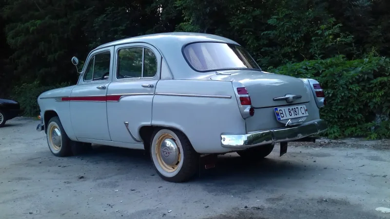 Машина Москвич 410