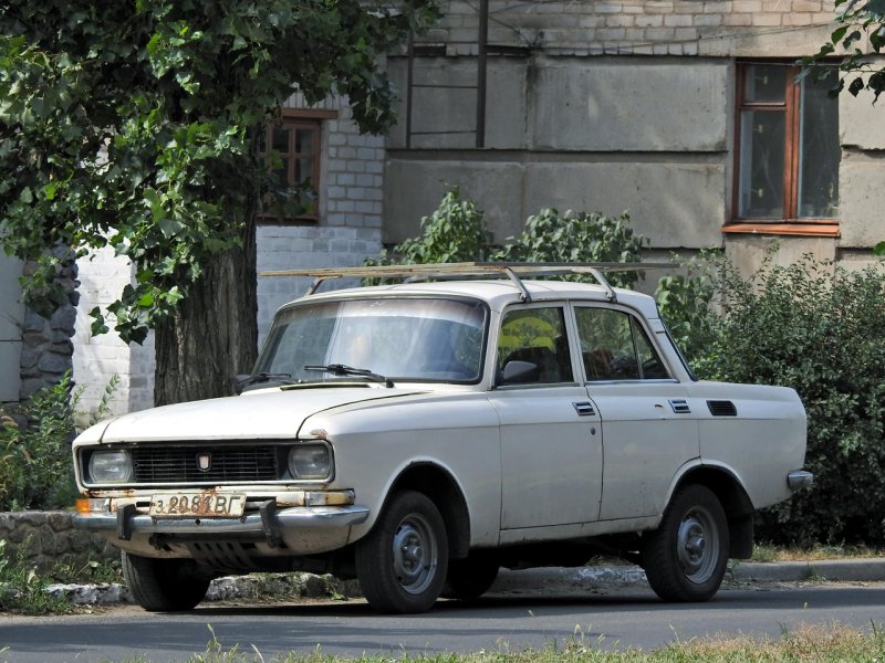 Линейка москвичей