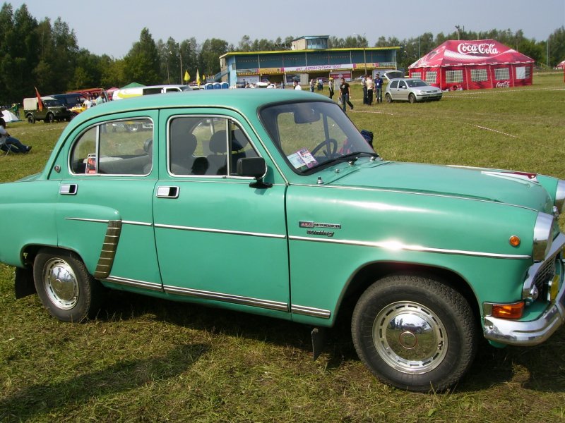 Москвич 3246