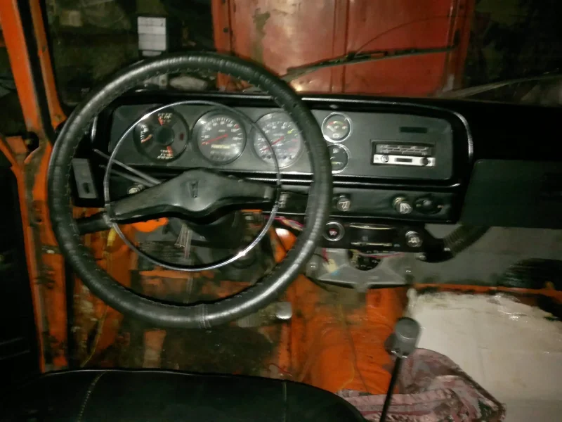 Приборная панель АЗЛК 2140