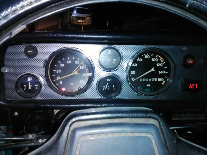 Панель приборов АЗЛК 2140